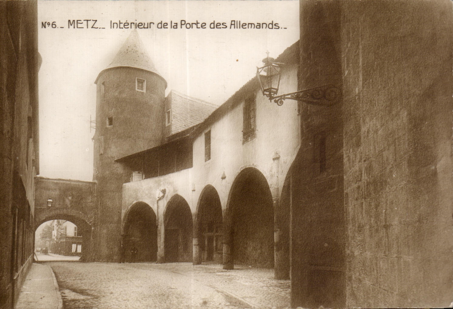 Metz - interior de la puerta de los alemanes - CPA