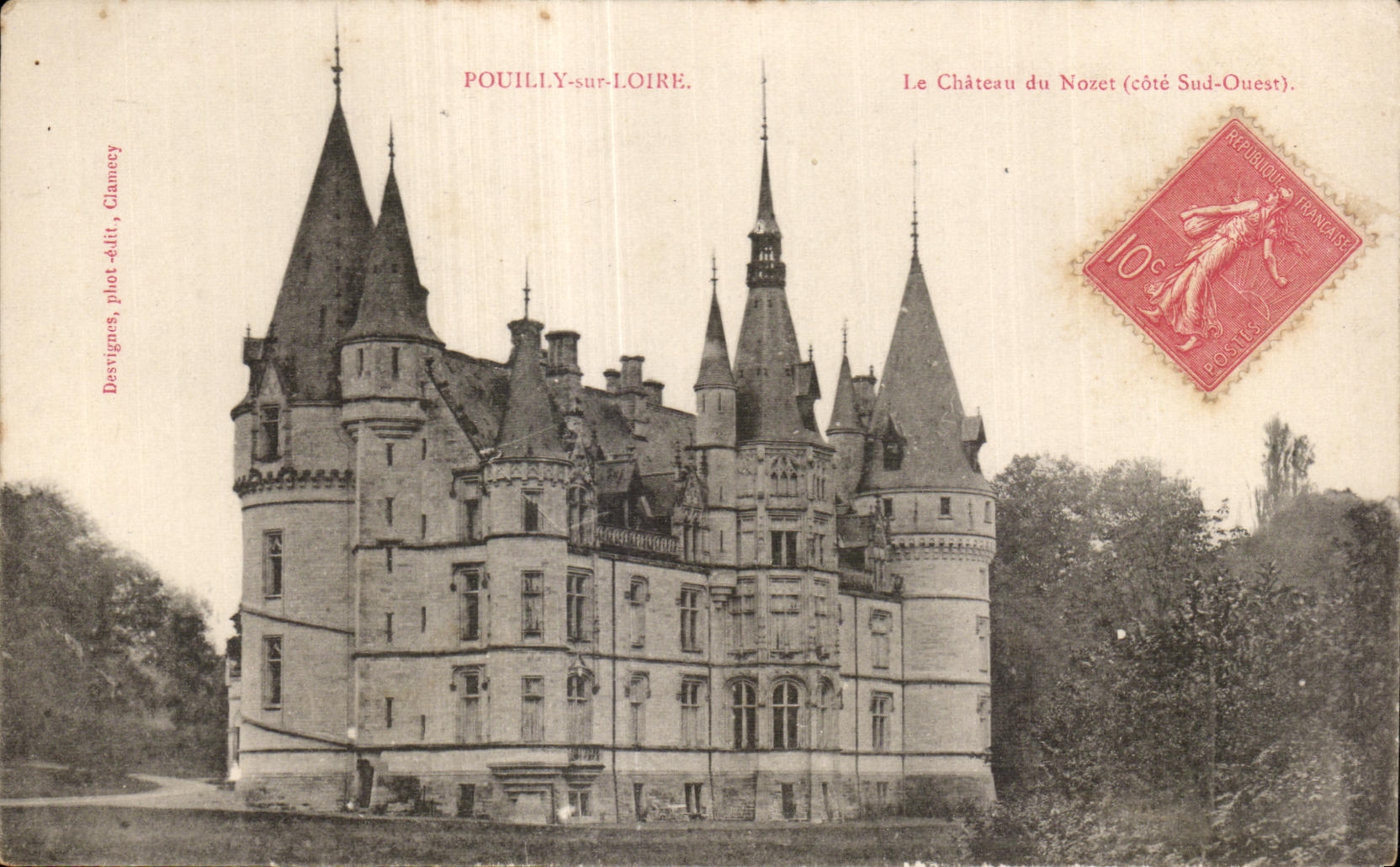 CPA Pouiliy on the Loire the castle of Nozer