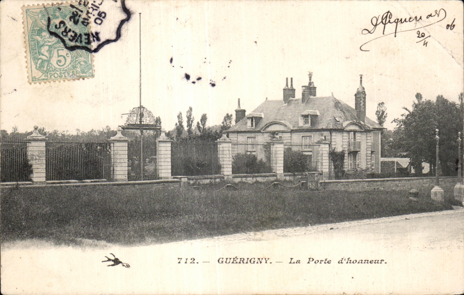 Guerigny - the Gate honor - CPA