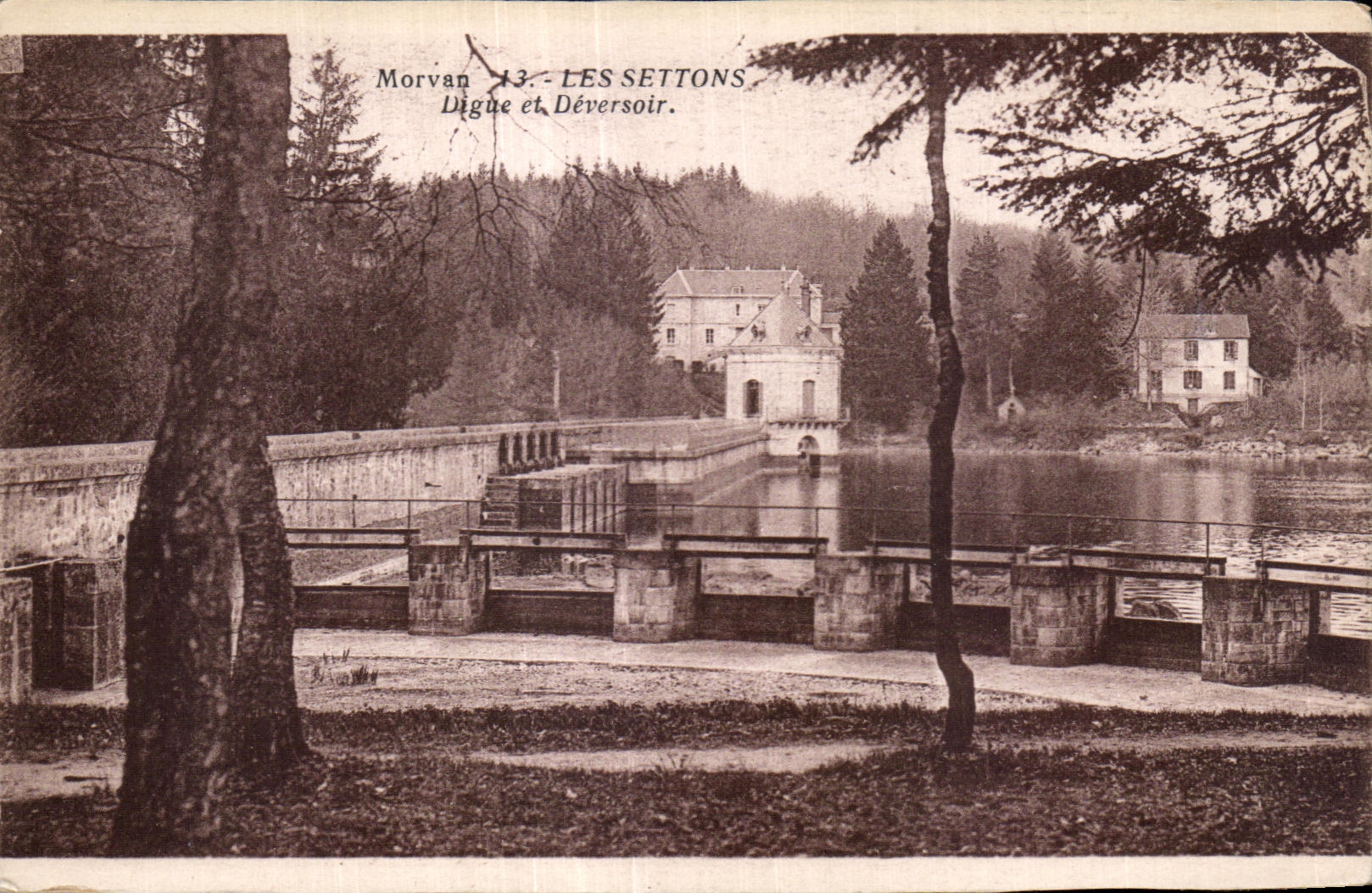 Settons - Dam and Outfall - Morvan - CPA
