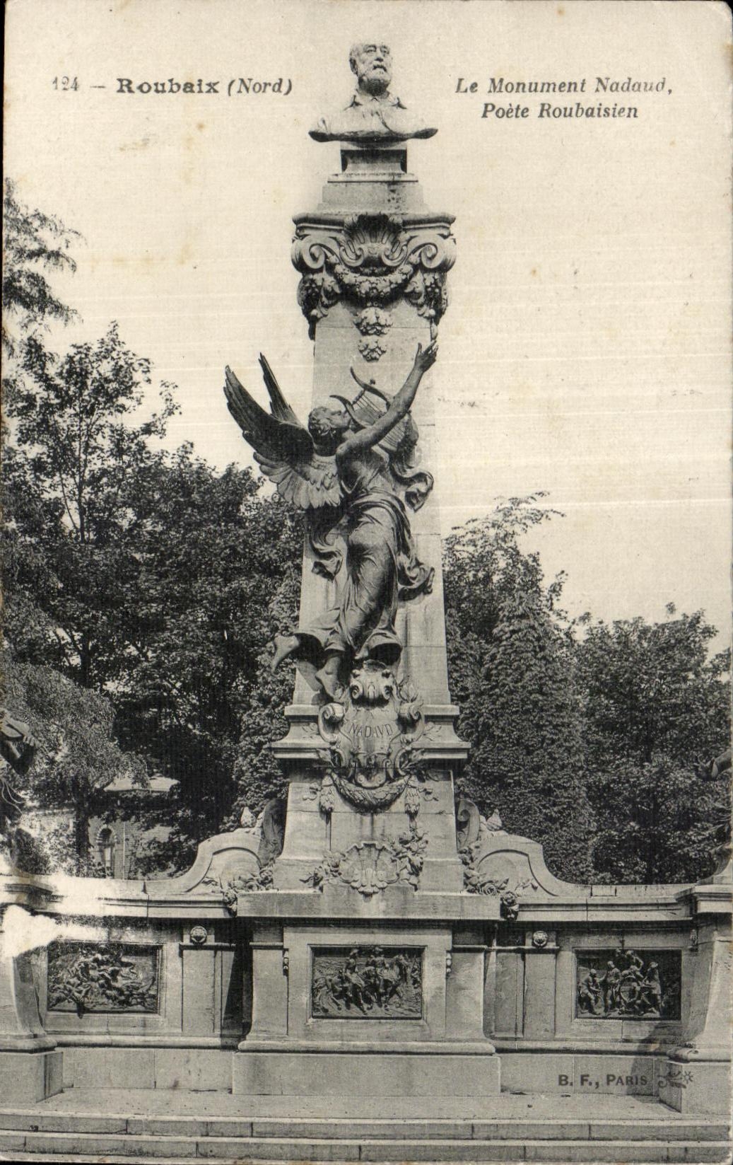CPA Roubaix (Northern) the Monument Nadaud Roubaisien Poet
