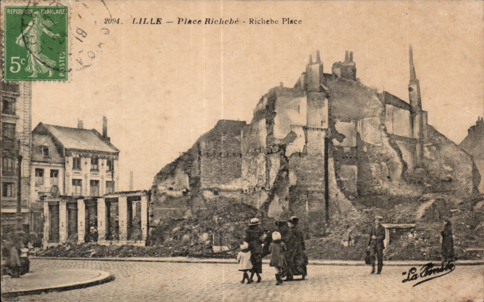 CPA Lille Places Biechehe Richebe Place Militaria