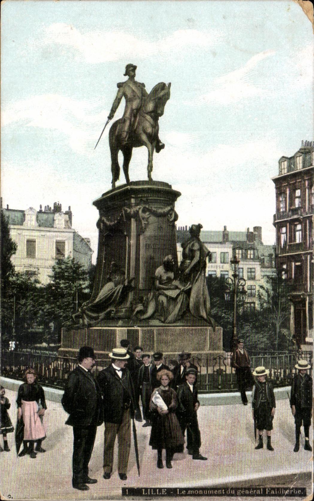 CPA Lille the monument of general Faidherbe