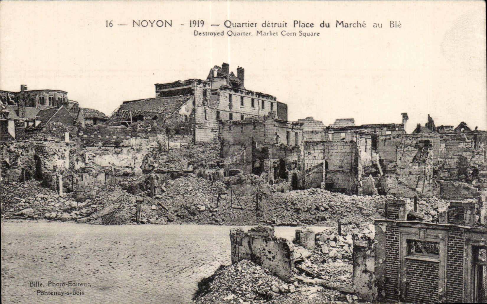 CPA Noyon District destroys Place of the Market to the Corn Destroyed Quarter Market Corn Square Militaria