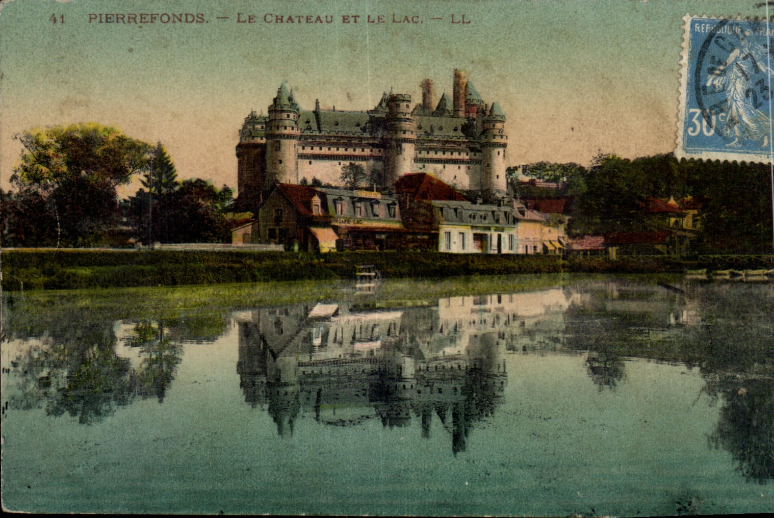 CPA Pierrefonds Le Chateau Et Le Lac