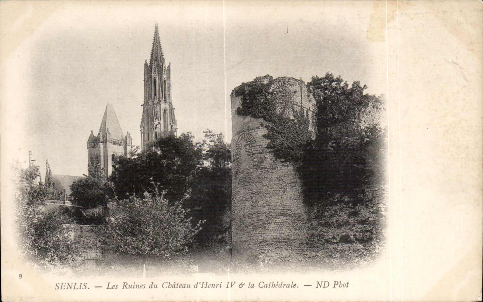 CPA Senlis Ruites of the Castle Hanri Catbidrale NPbot