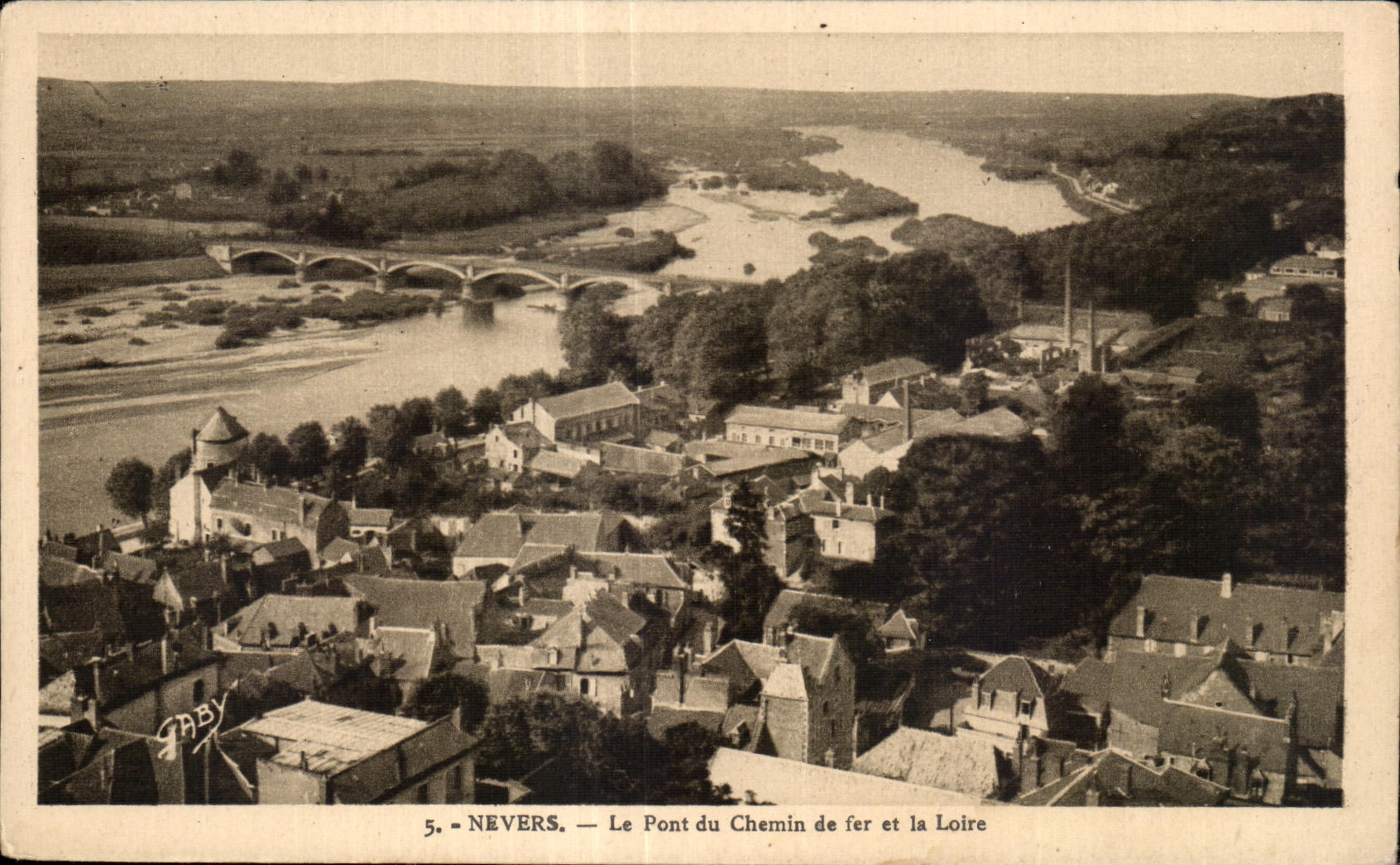 CPA Nevers el puente del ferrocarril y del Loire