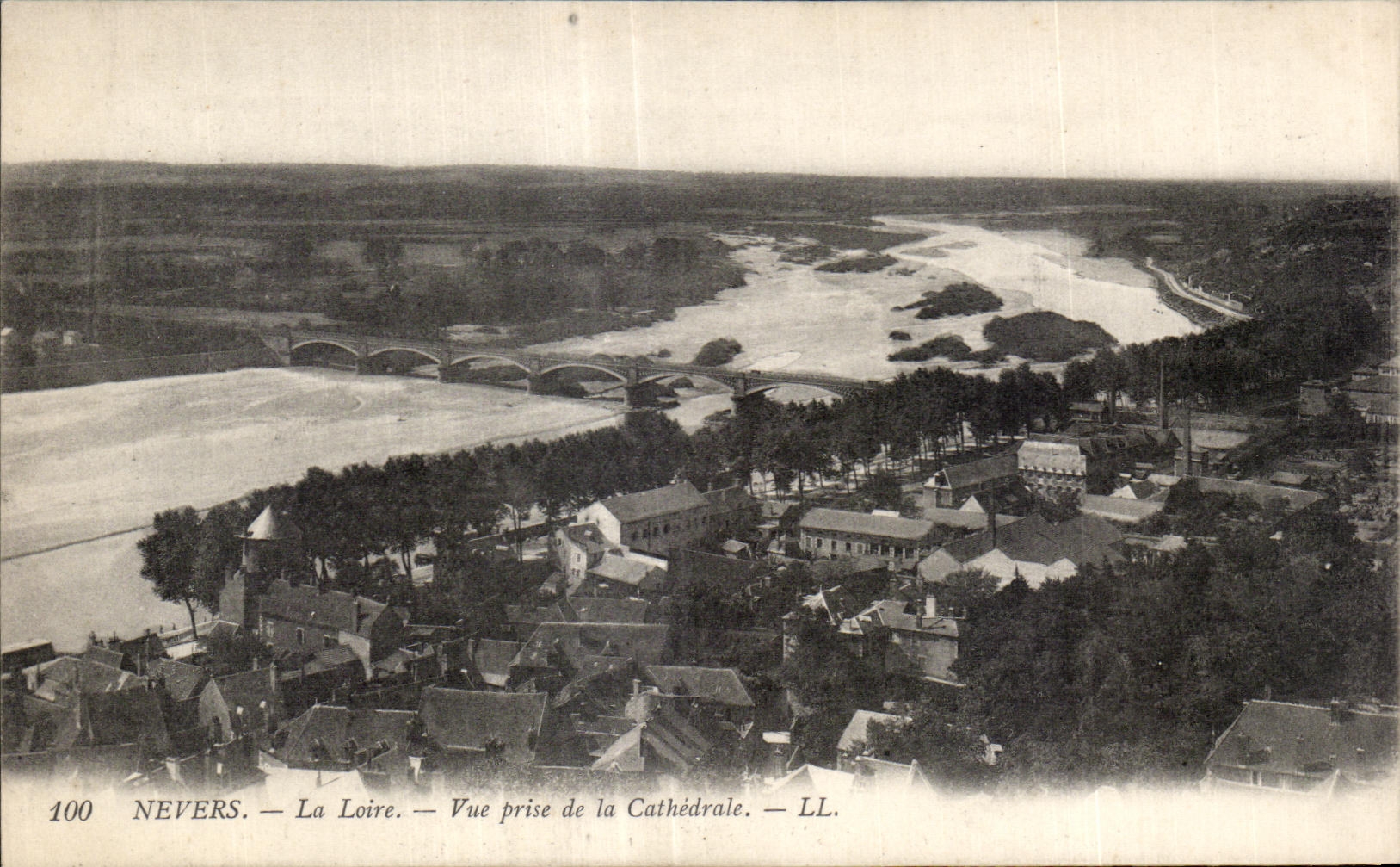 CPA Nievre el Loire visto de la catedral L