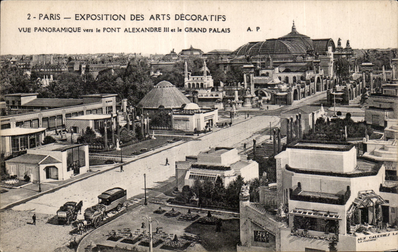 CPA Paris exposition Des Arts Decoratifs Vue Panoramique vers le Pont Alexandre III et le Grand Palais