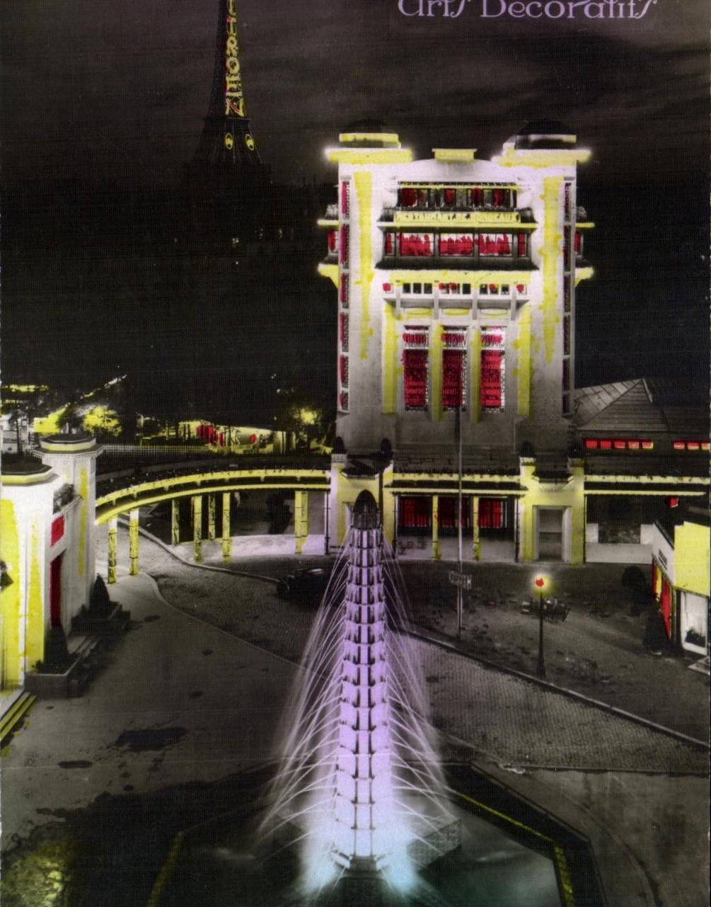 CPA Paris Exposition Internationale des Arts Decoratifs Tour Eiffel