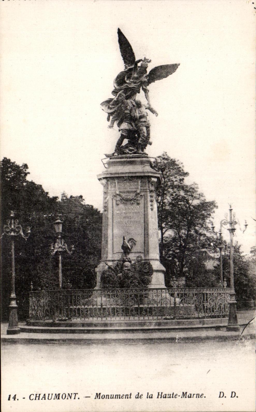CPA Chaumont monument of the high marl