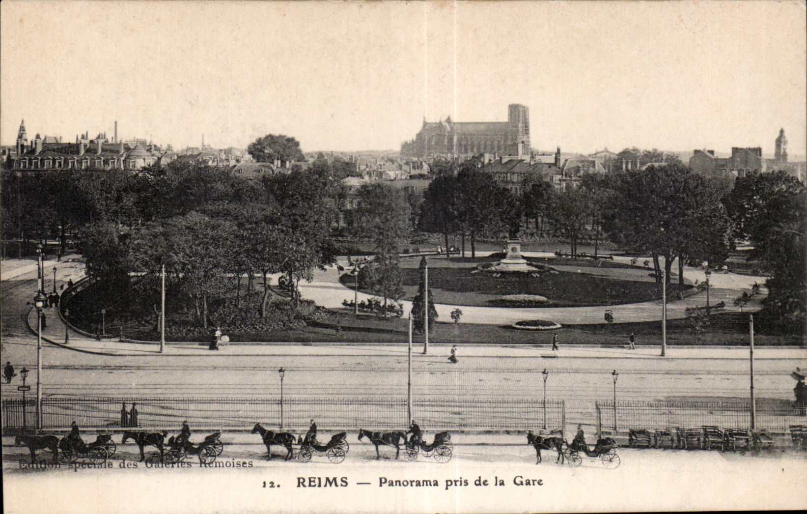 CPA Reims Panorama taken of the station