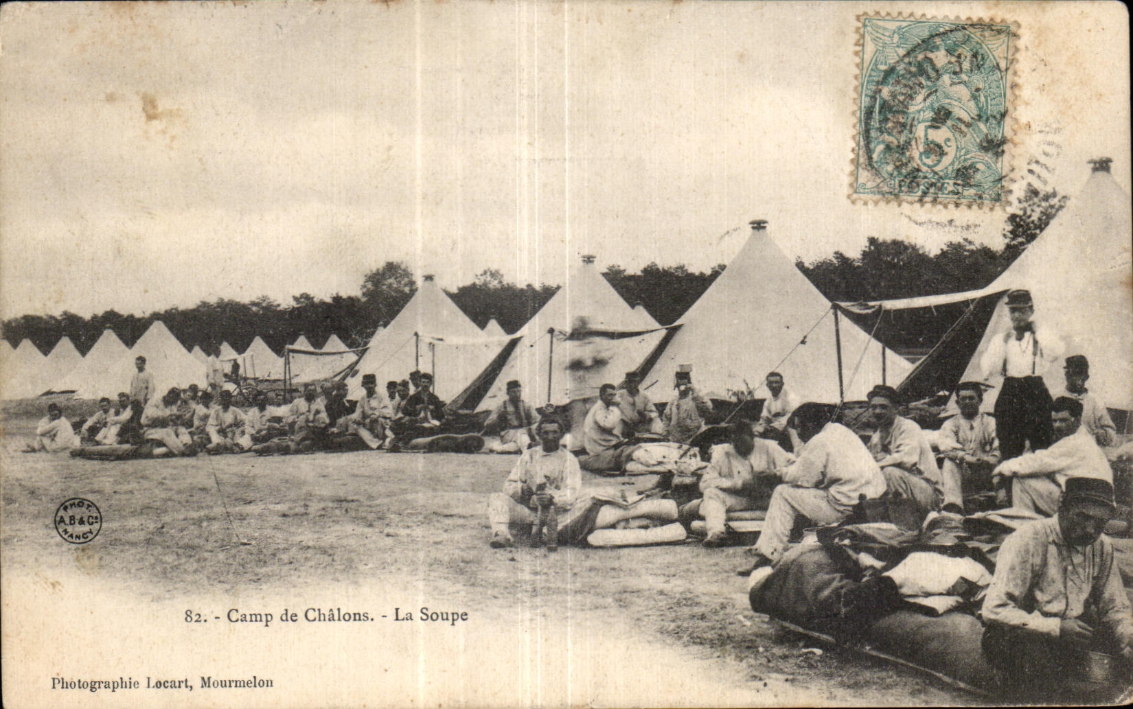 CPA Camp of Trawl-nets soup militaria