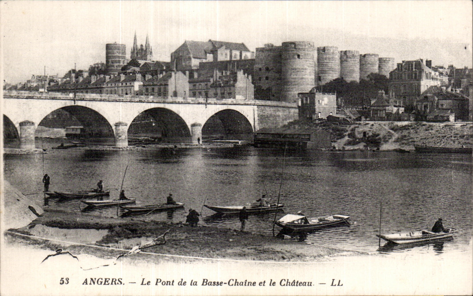 CPA Angers the bridge of the Low Chain and the castle