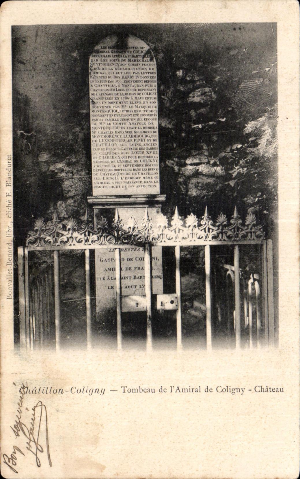CPA Chatillon Coligny Tomb of I Admiral de Coligny Castle