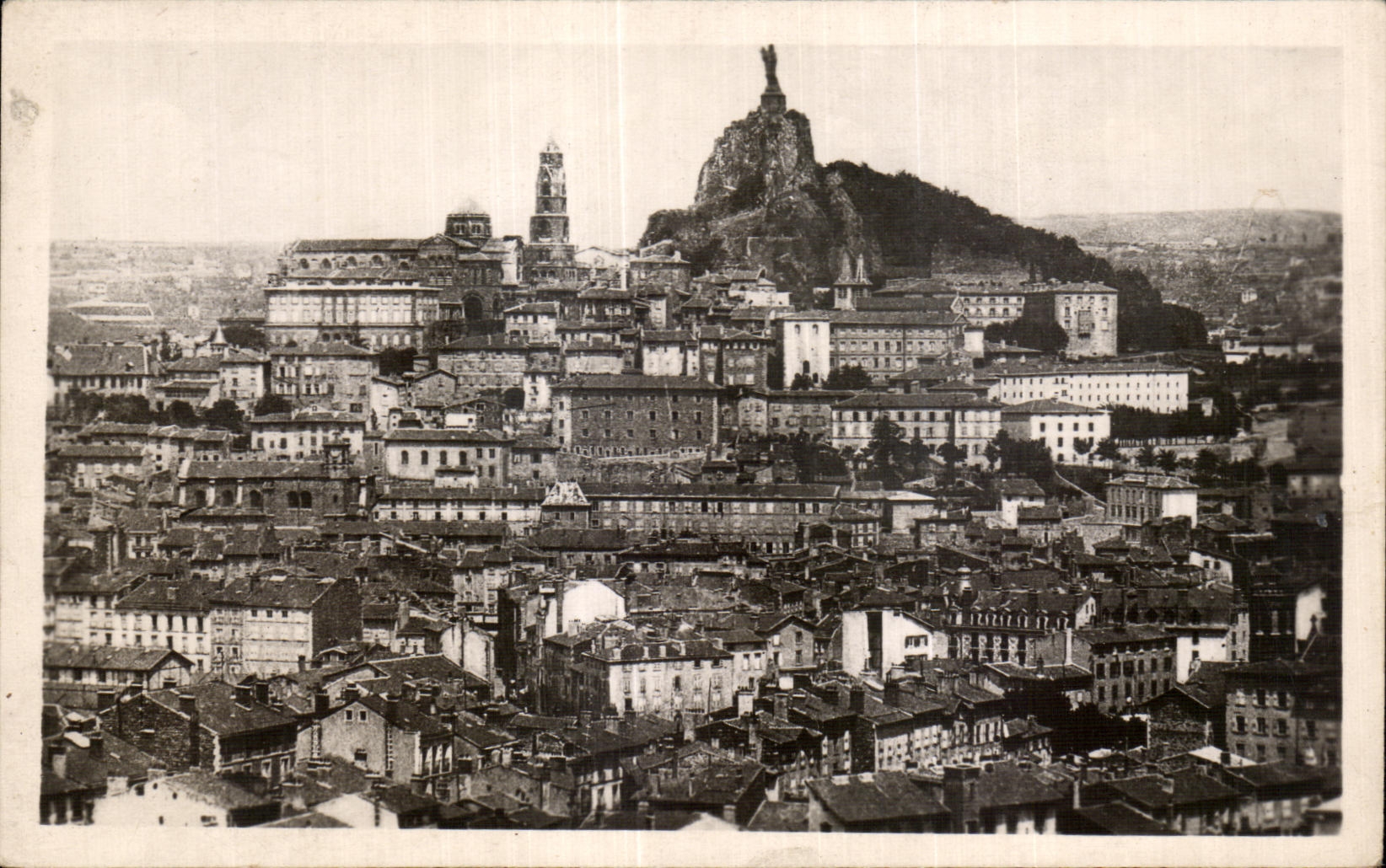 CPA Le Puy Vue Generale