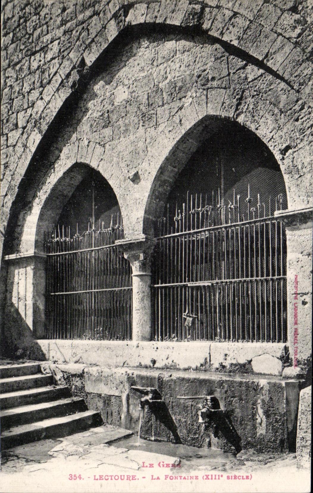 CPA Le Gers Lectoure La Fontaine