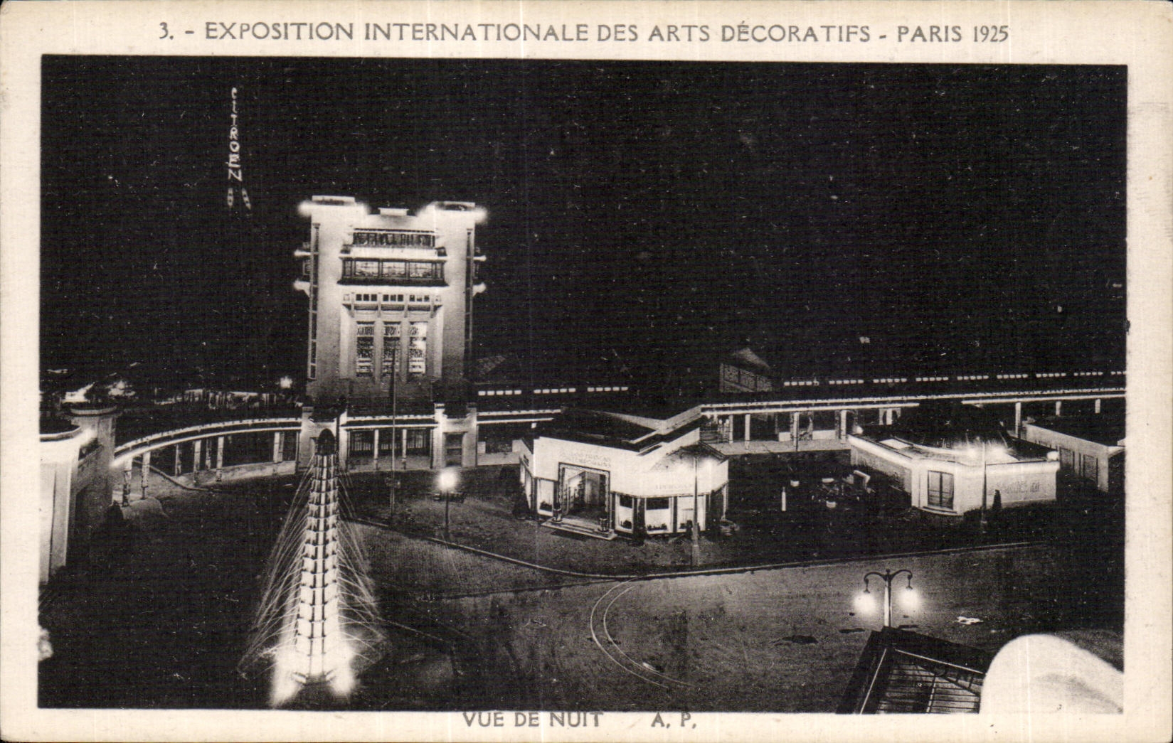 CPA Exposition internationale des Arts decoratifs Paris 1925 Tour Eiffel Vue denuit
