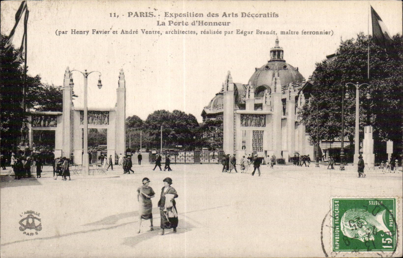 CPA Paris - Exposition des arts decoratifs La Porte d honneur