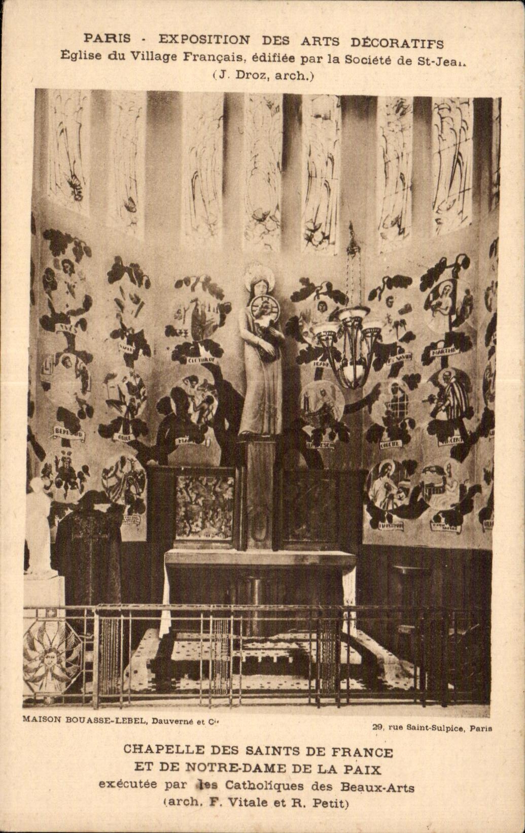 CPA Paris - Exposition des arts decoratifs Chapelle des saints de france et de notre-dame de la paix