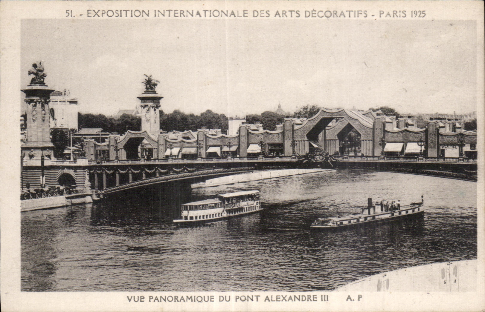 CPA Paris Exposition internationale des Arts Decoratifs 1925 Vue panoramique du Pont Alexandre III