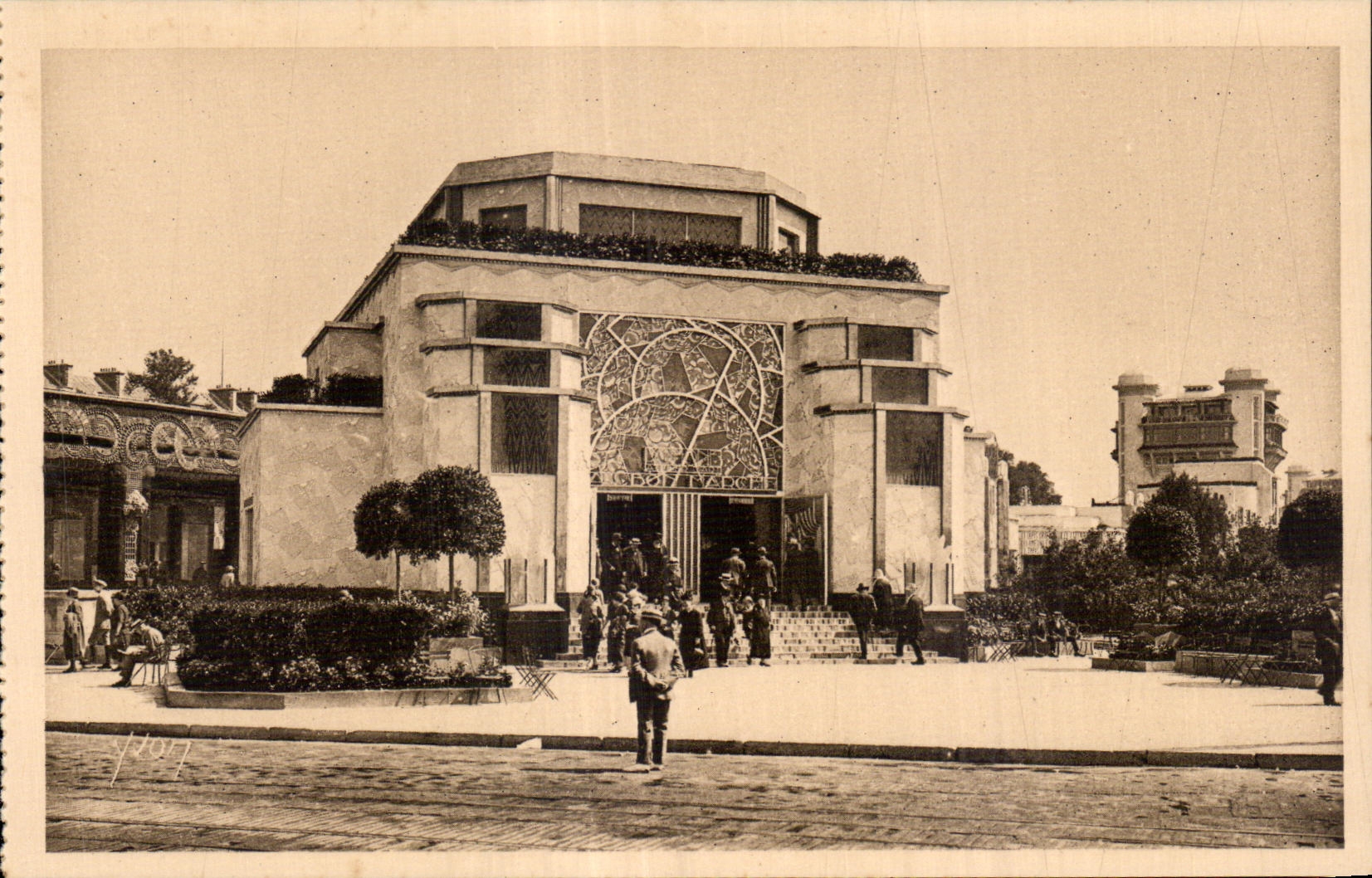 CPA Exposition internationale des Arts decoratifs Paris 1925 Pavillon du Bon marche Pornone
