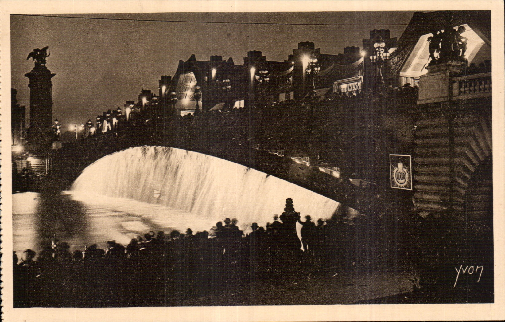 CPA Exposition internationale des Arts decoratifs Paris 1925 Cascade lumineuse du pont Alexandre III