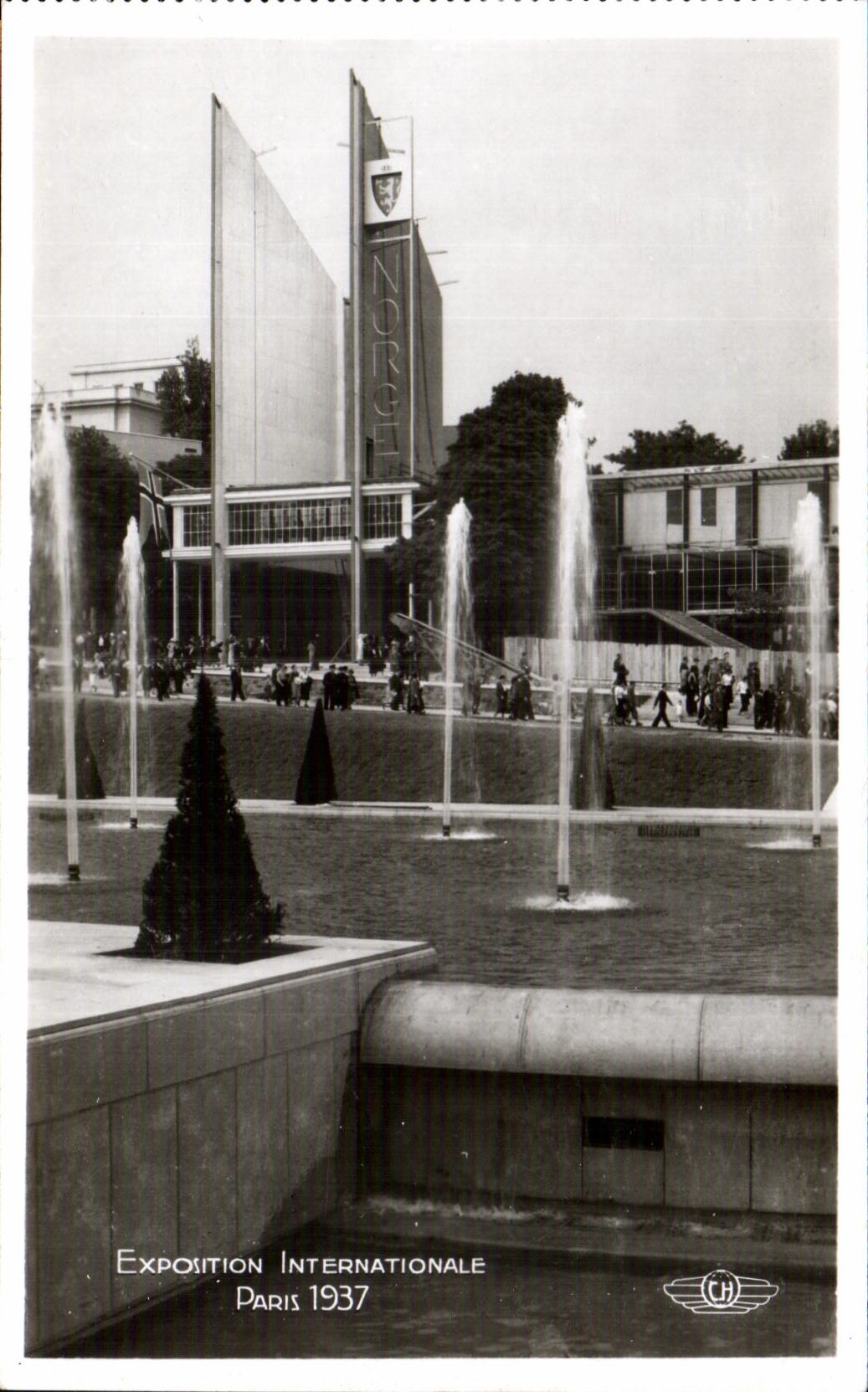 CPA Exposition Internationale Paris 1937 les bassins et fontaines du trocadero