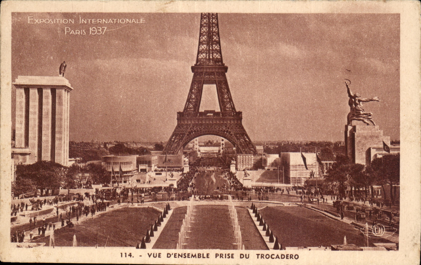CPA Exposition Internationale Paris 1937 vue d ensemble prise du trocadero Tour Eiffel