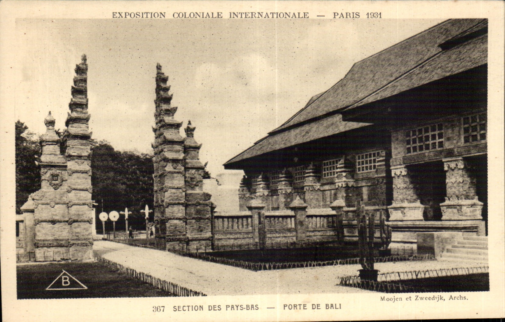 CPA Exposition Coloniale Internationale Paris section des prys bas porte de bali