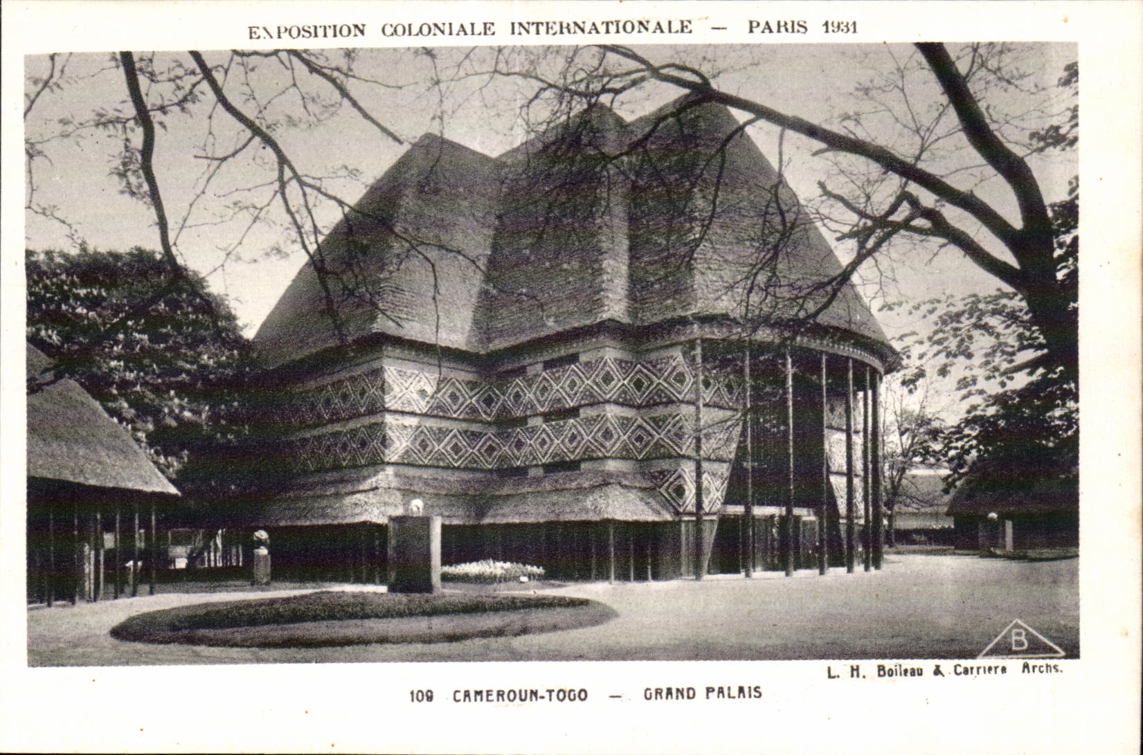 CPA Exposition Coloniale Internationale Paris 1931 Cameroun Togo Grand palais