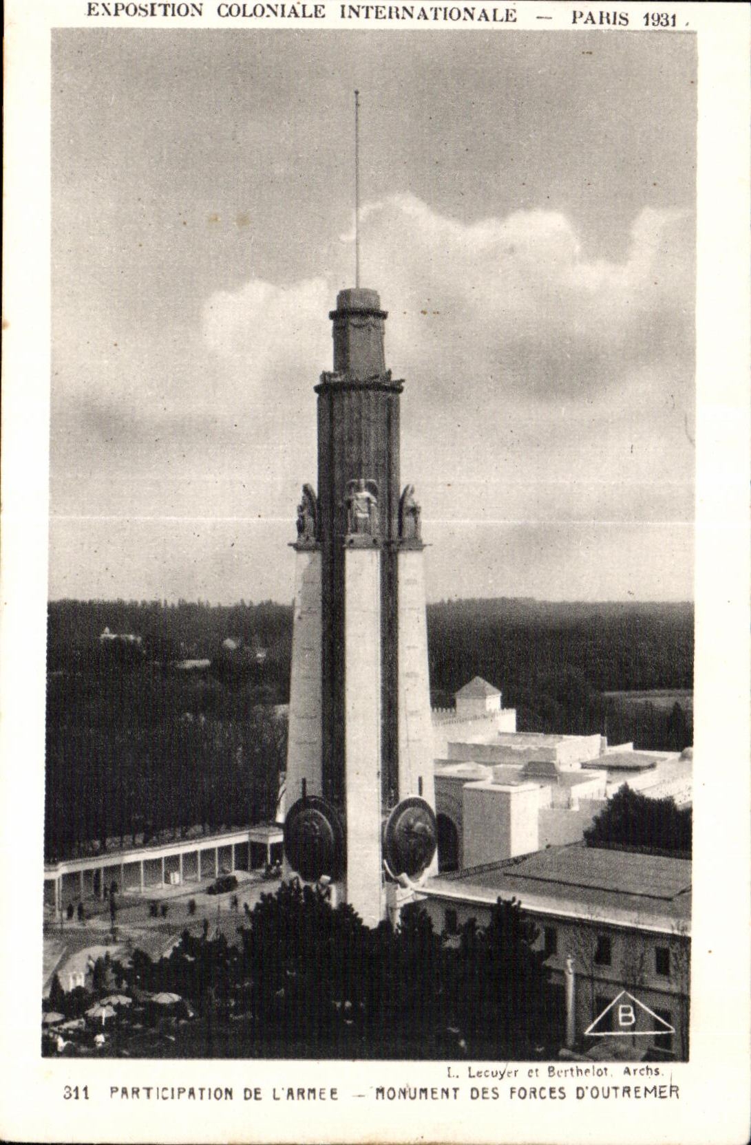 CPA Exposition Coloniale Internationale Paris 1931 Participation de l Armie Monumnet des Forces d Outremer