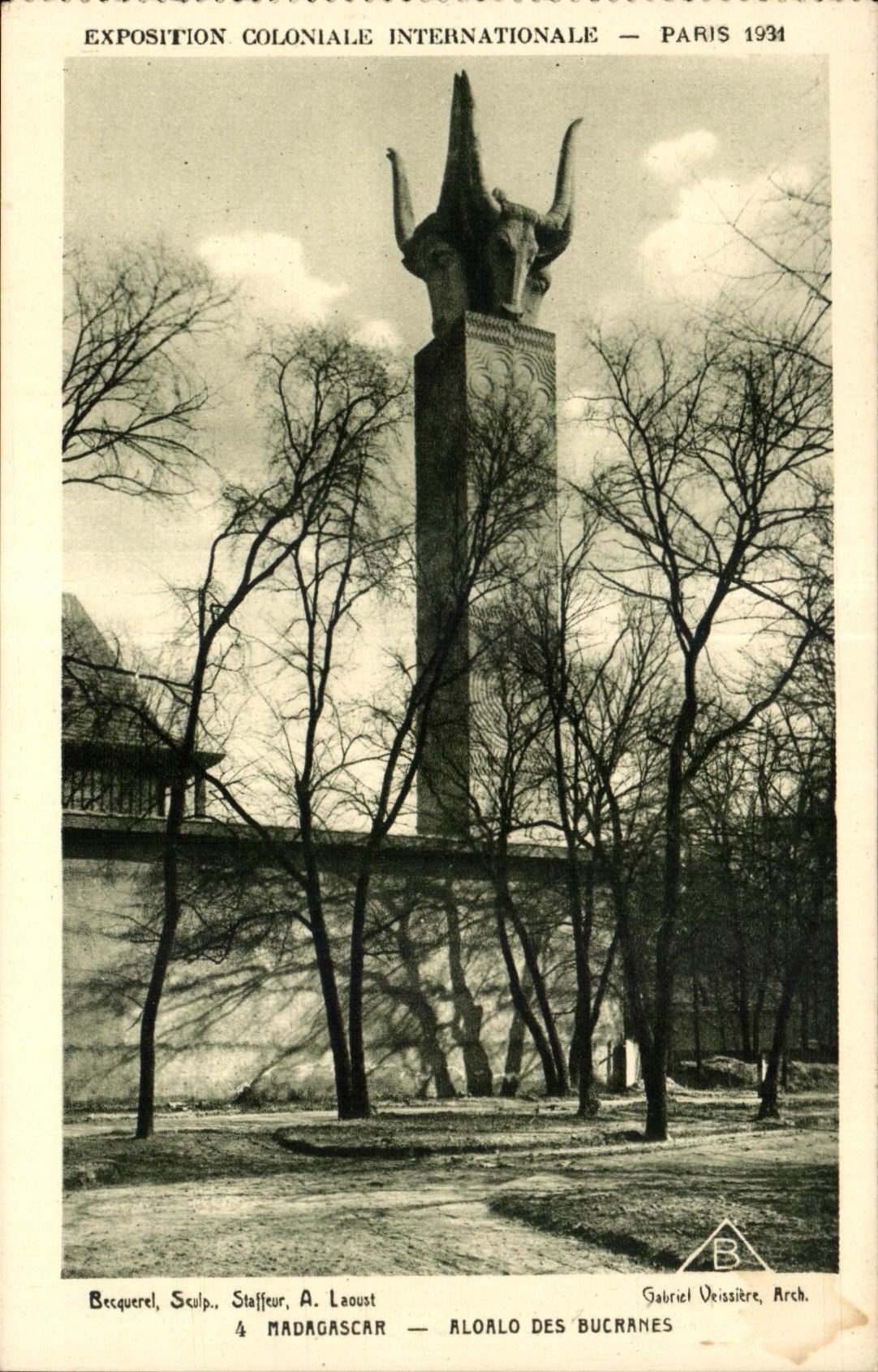 CPA Exposition Coloniale Internationale Paris 1931 Madagascar Aloalo Des Bucranes