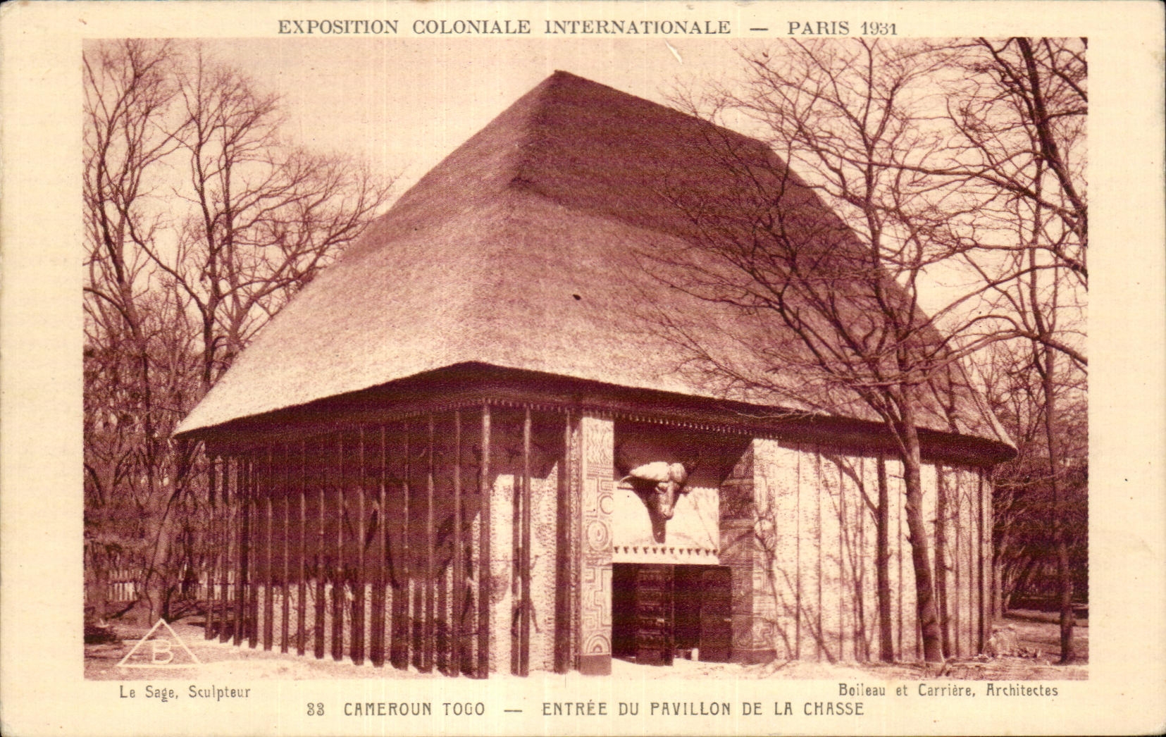 CPA Exposition coloniale internationale Paris 1931 Cameroun Togo Entree Du Pavillon De La Chasse