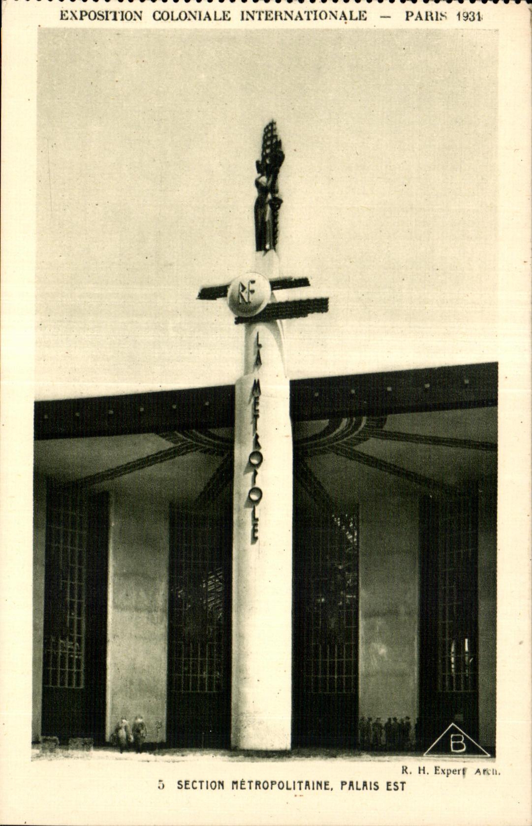 CPA Exposition coloniale internationale Paris 1931 Section Metropolitaine Palais Est