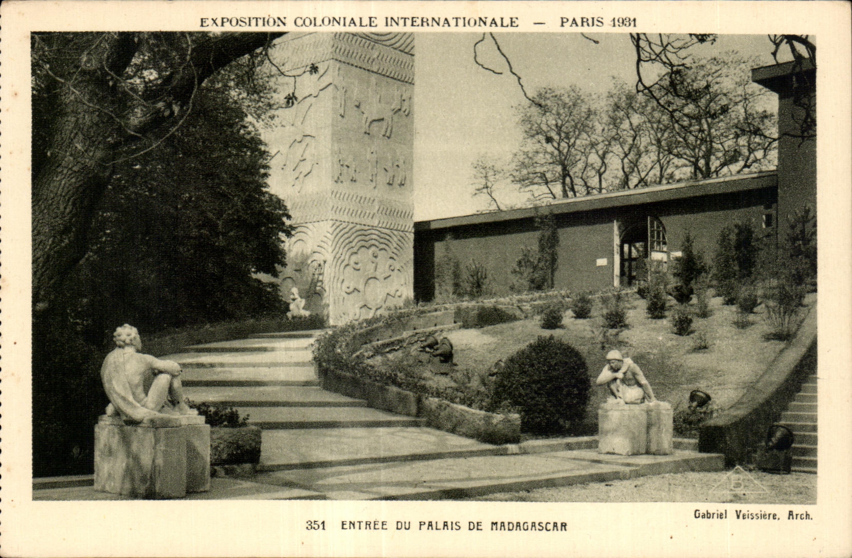 CPA Exposition coloniale internationale Paris 1931 Entree Du Palais De Madagrscar