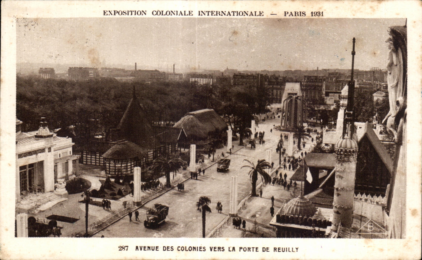 CPA - Exposition Coloniale Internationale - Paris 1931 Avenue des Colonies vers la Porte de Reuilly