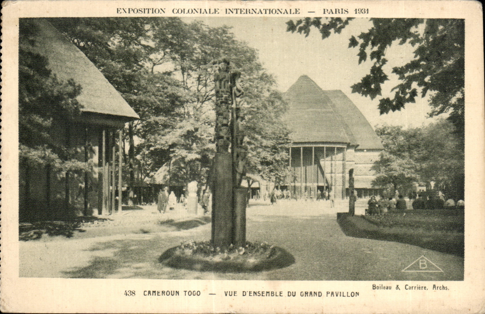 CPA -Exposition Coloniale Internationale - Paris 1931 Cameroun Togo - Vue d Ensemble du Grand Pavillon