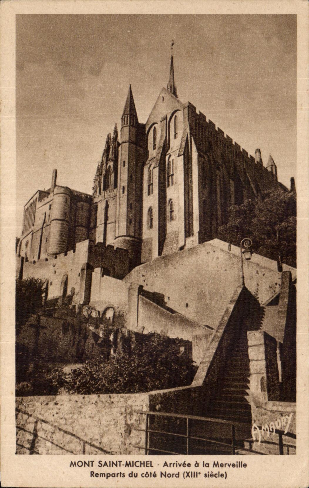 CPA Mont saint michel Arrivee a la merveille remparts du cote nord