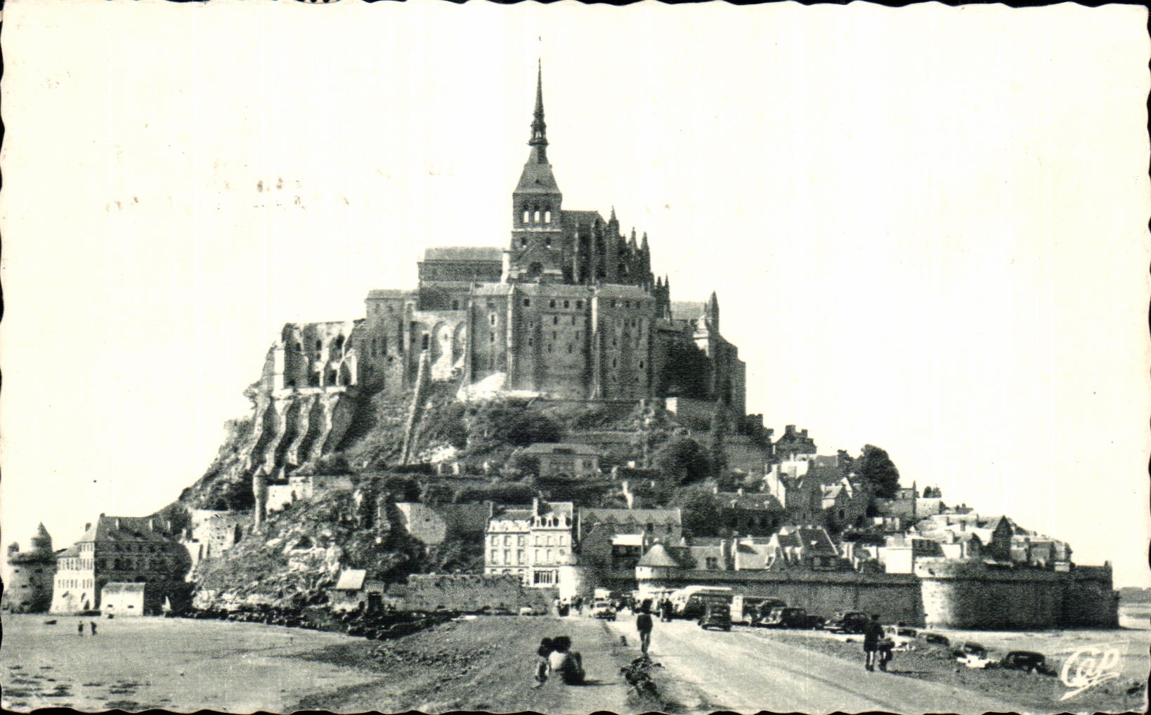 CPA Le mont st michel L arrivee