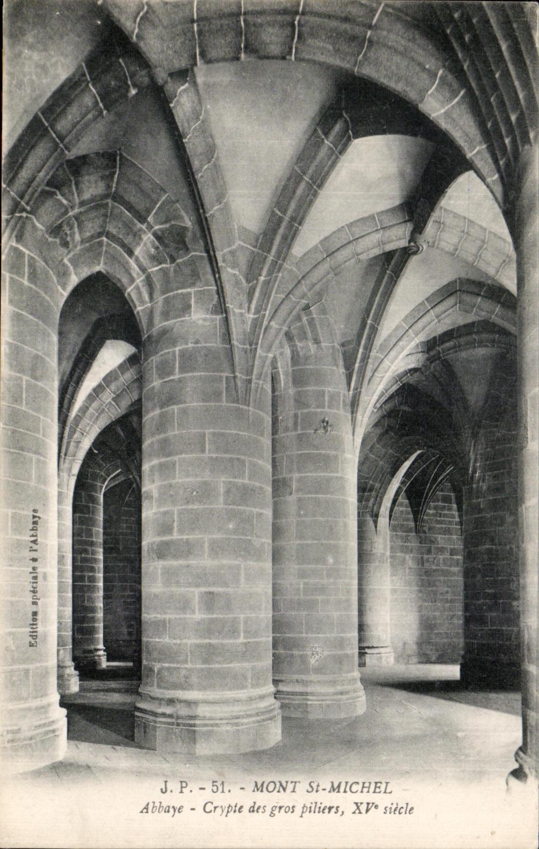 CPA Mont st michel Abbaye crypte des gros pilliers