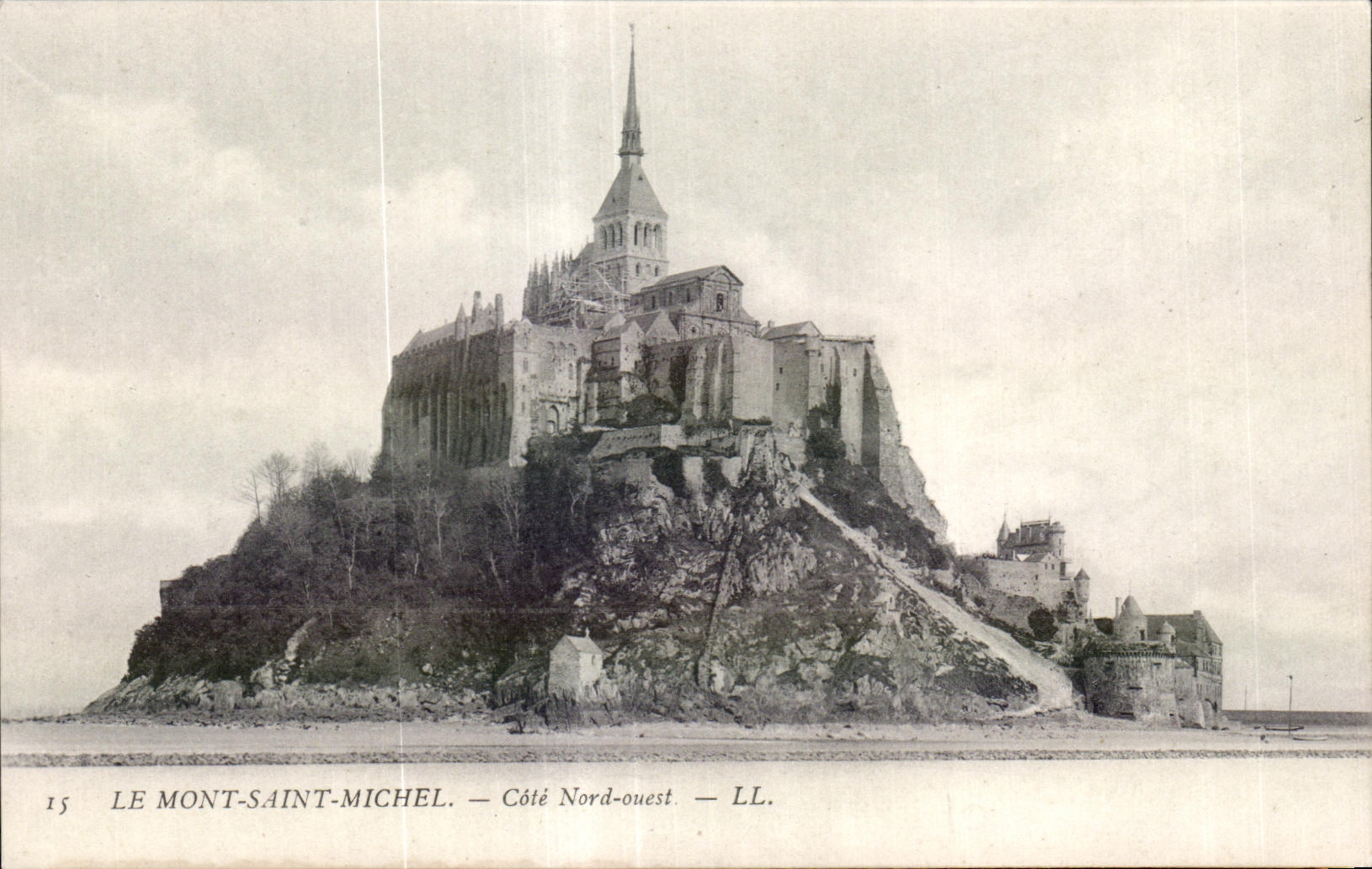 CPA Le mont saint michel Cote nord ouest