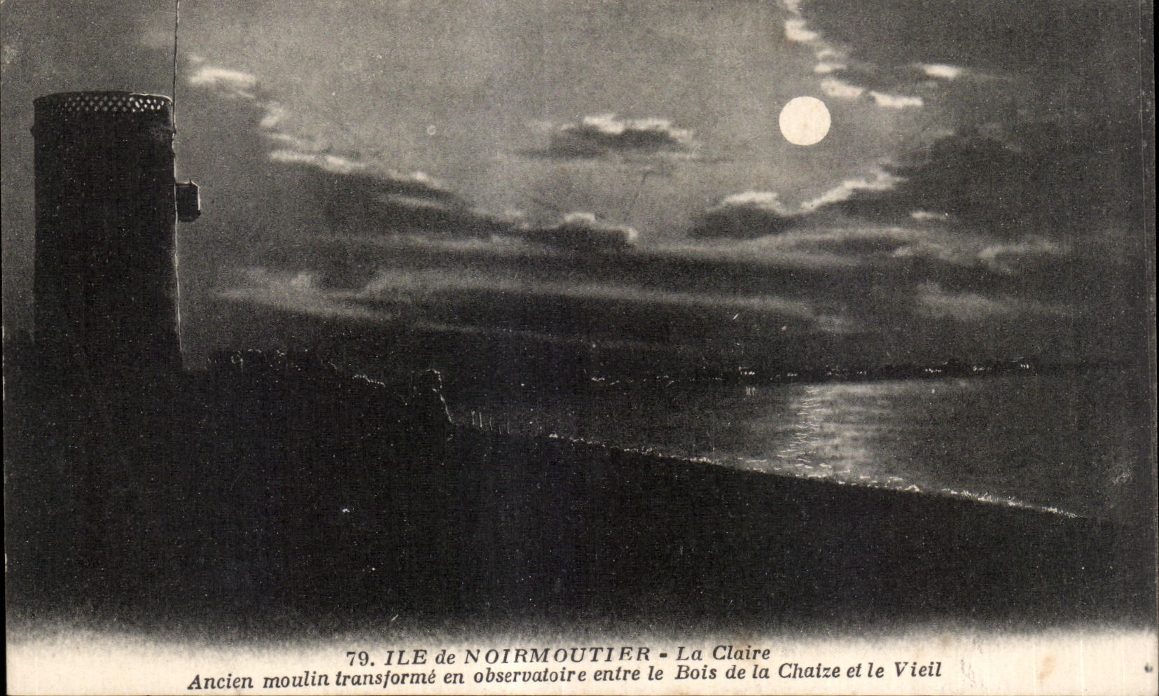 CPA Noirmoutier La claire ancien moulin transforme en observatoire entre le Bois de la chaize et le vieil