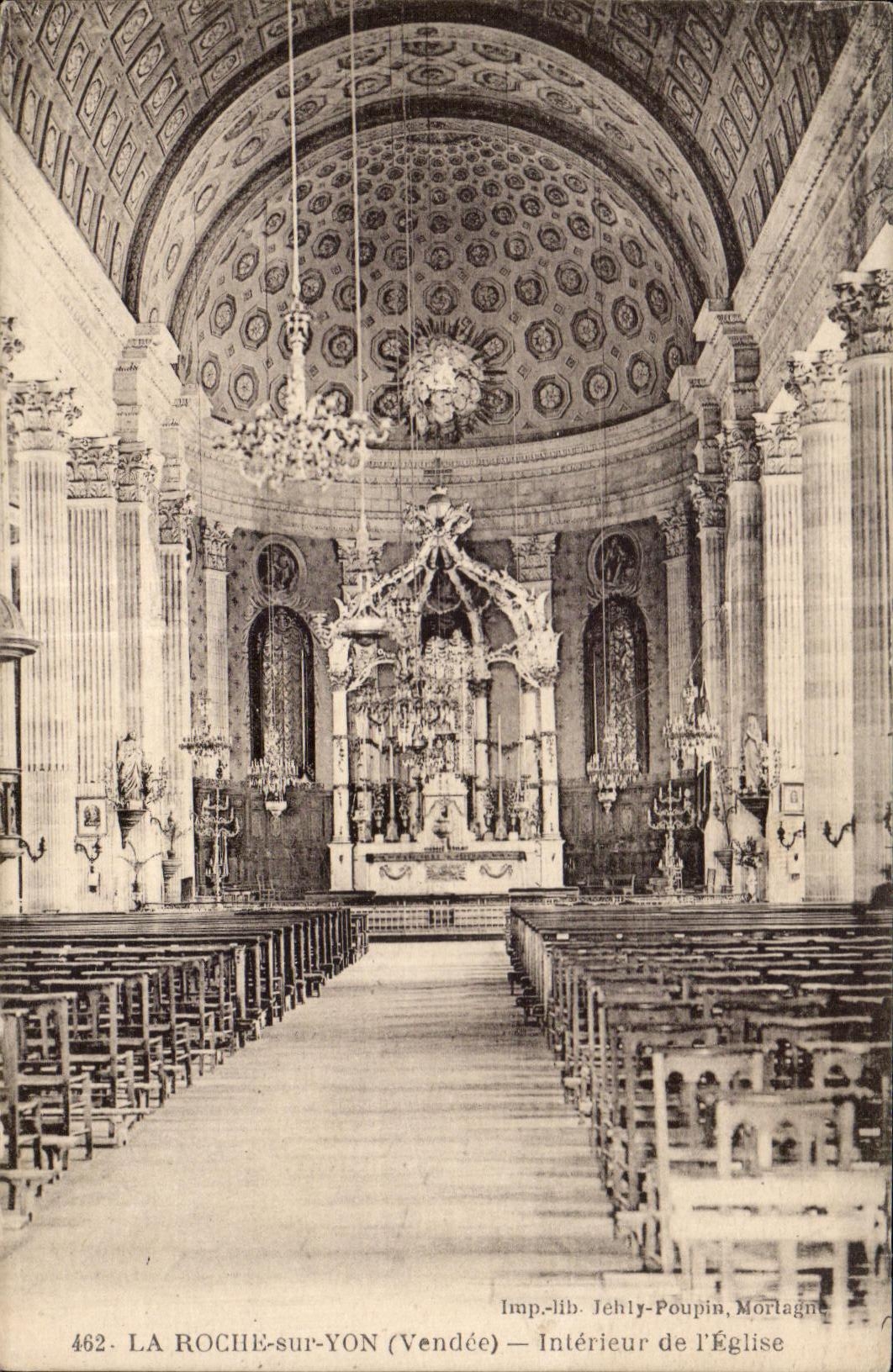 CPA the Rock on Yon (the Vendee) Interior of I Church