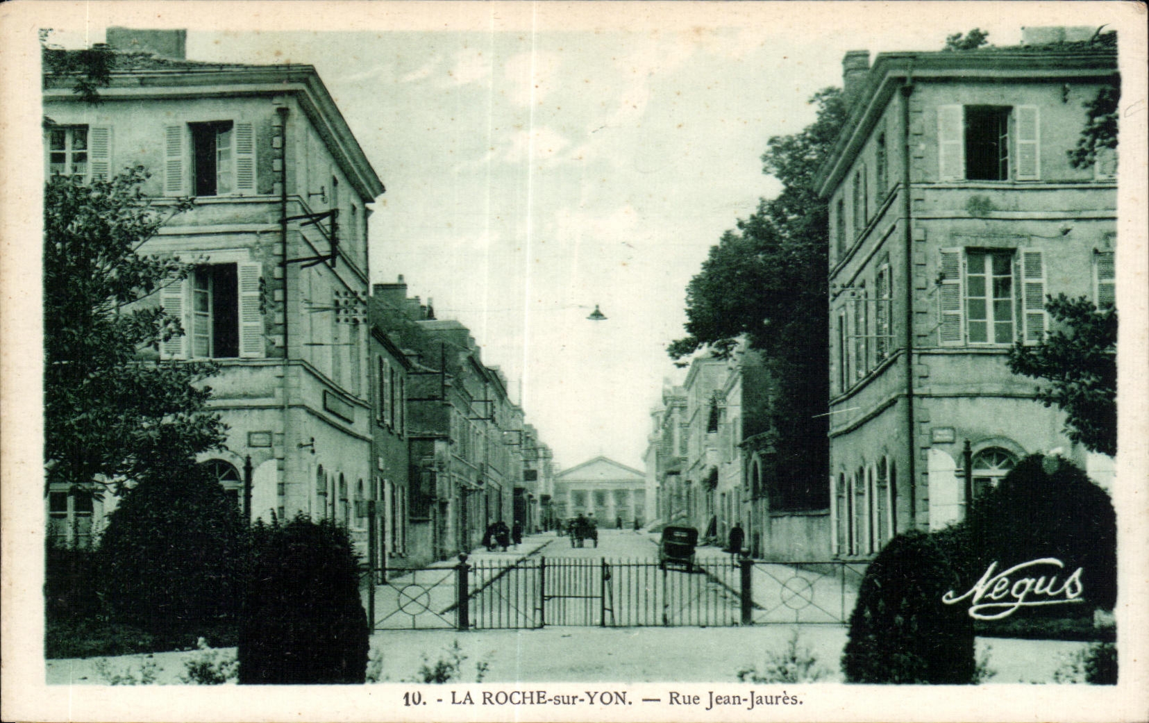 CPA the Rock on Yon Street Jean Jaures