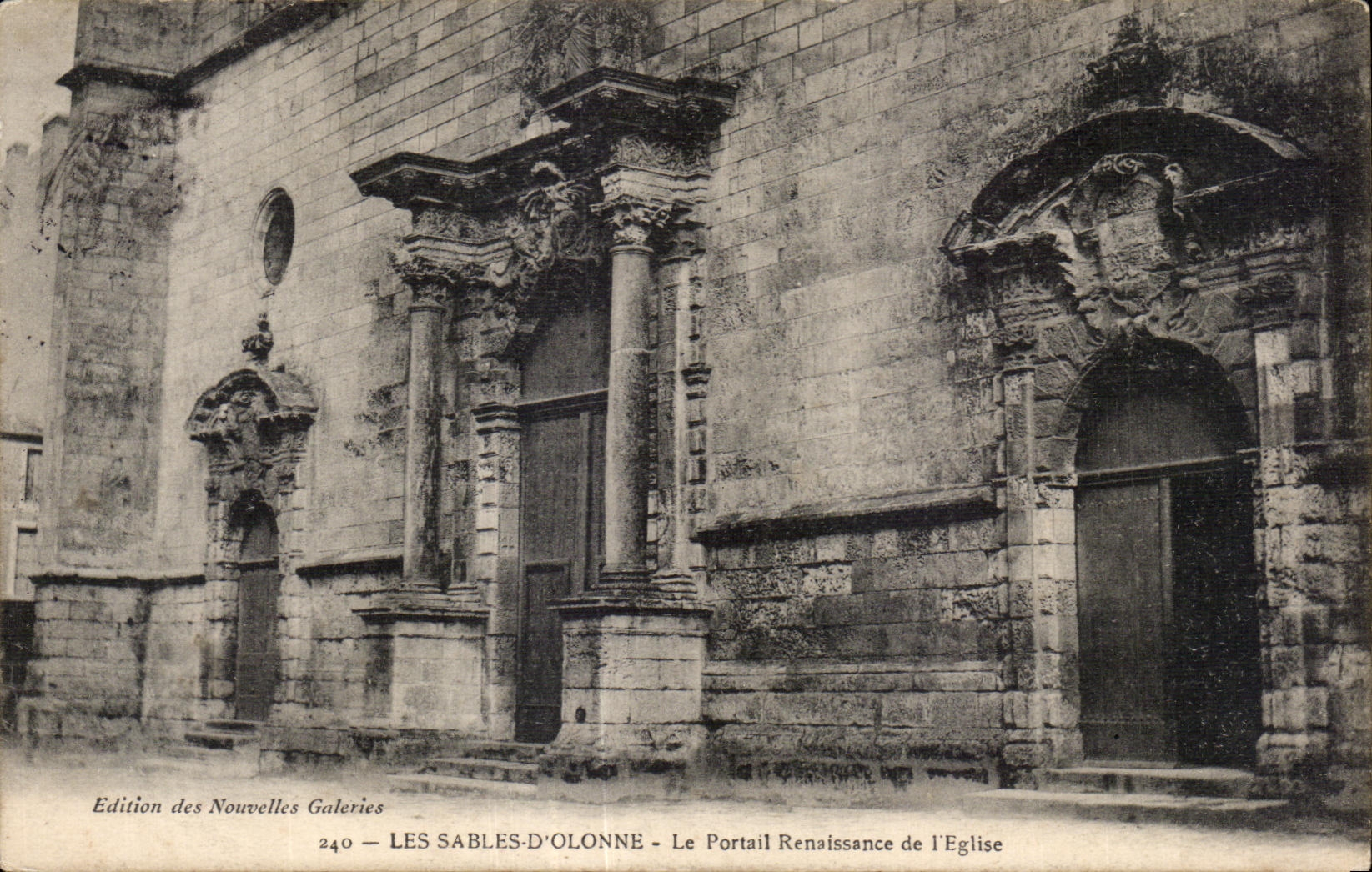 CPA enarena el olonne el renacimiento de la puerta de la iglesia