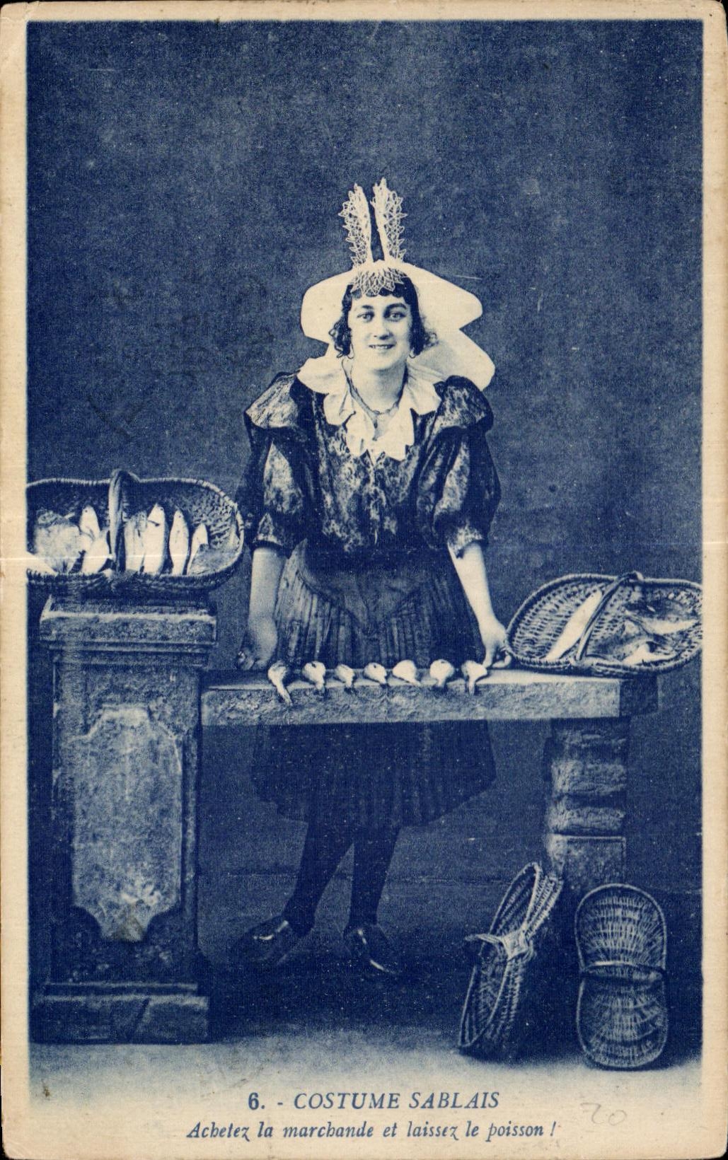 CPA Sands olonne Buy the commercial one and leave the fish Folklore Costume