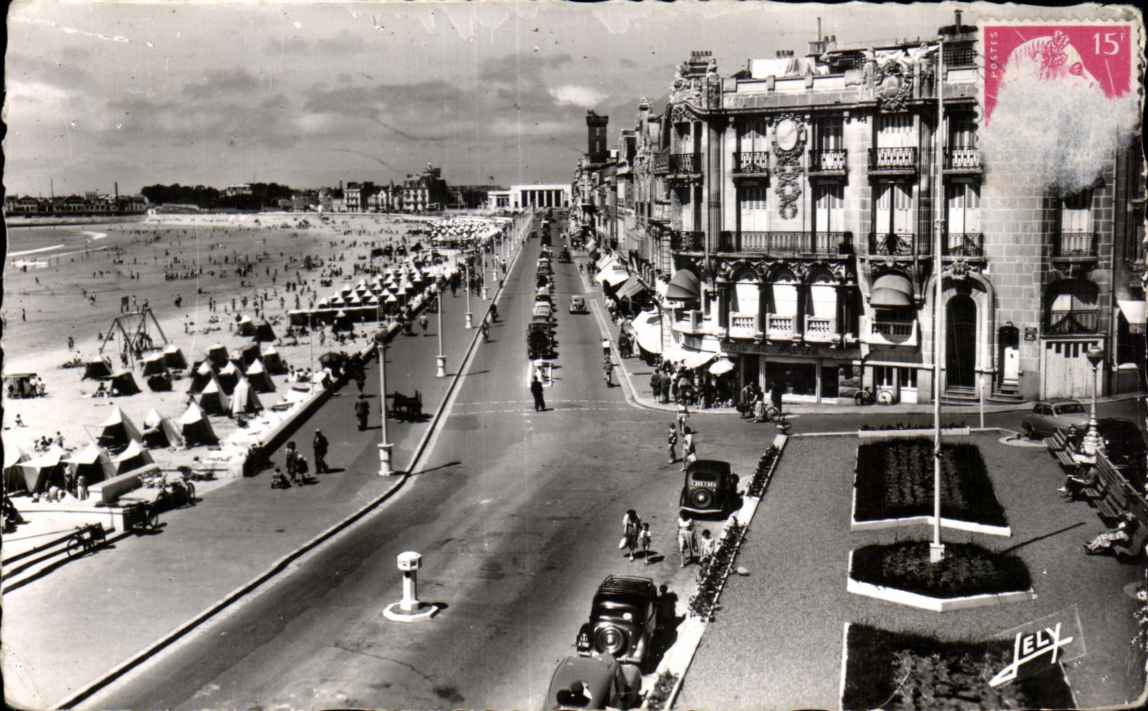 CPA beach of sands Olonne the embankment towards the casino