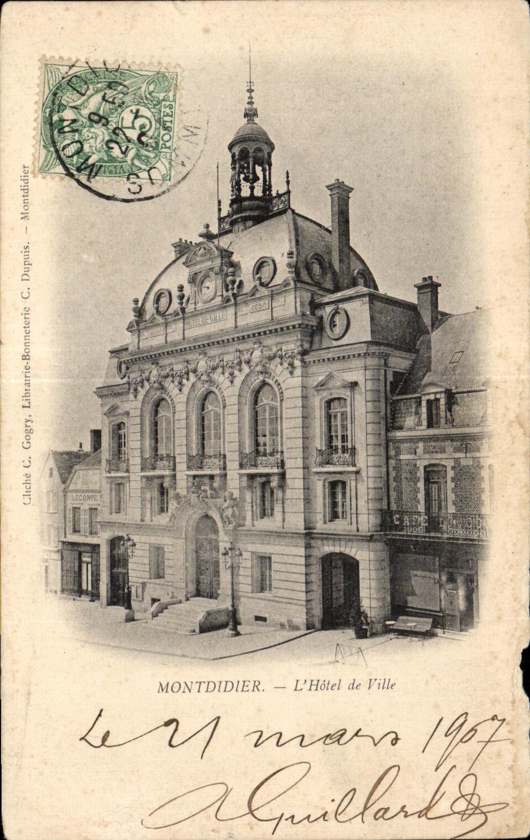 CPA Mentdidier Town hall
