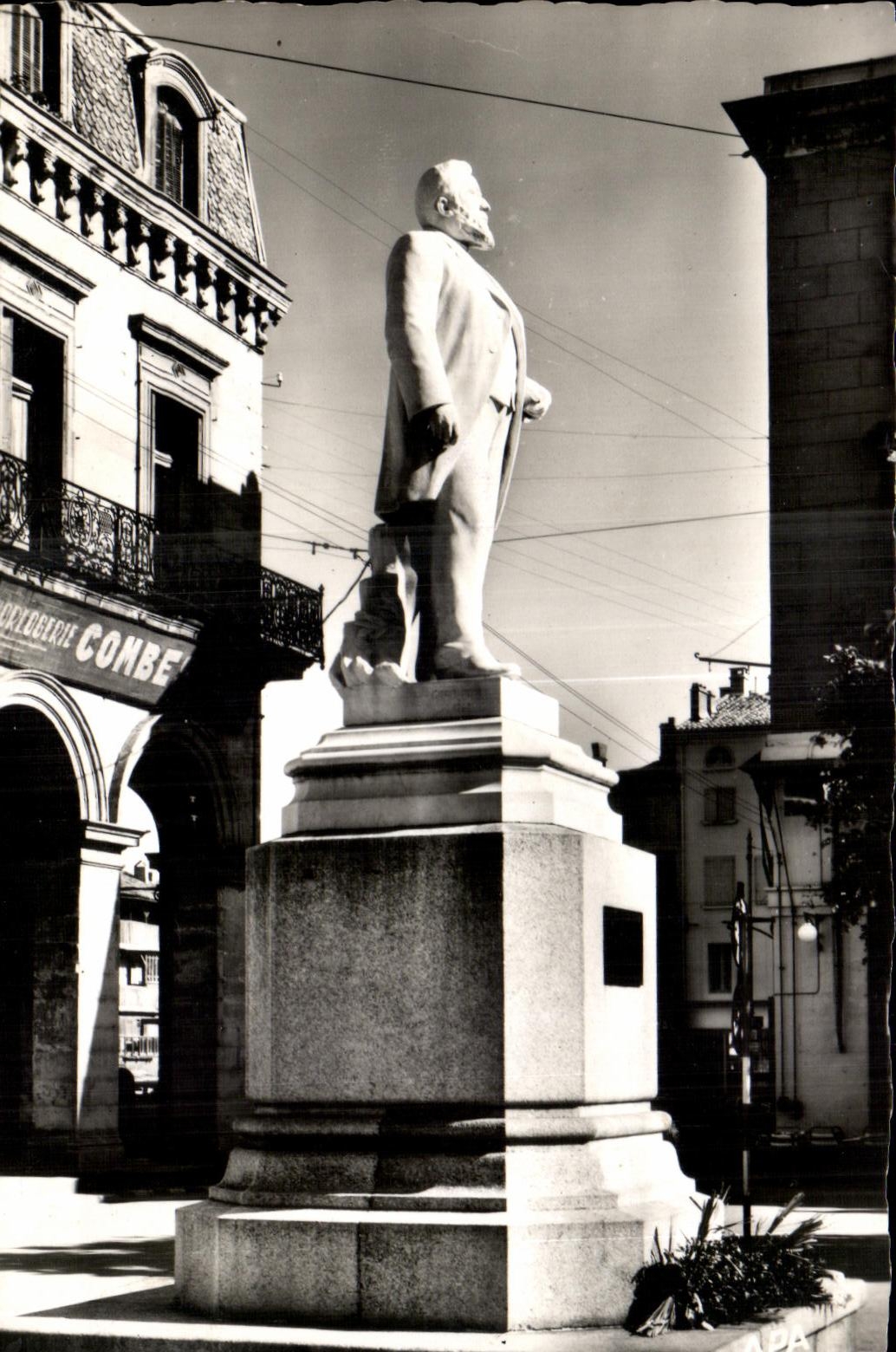 CPSM Castres Tarn Statue of Jean Jaures